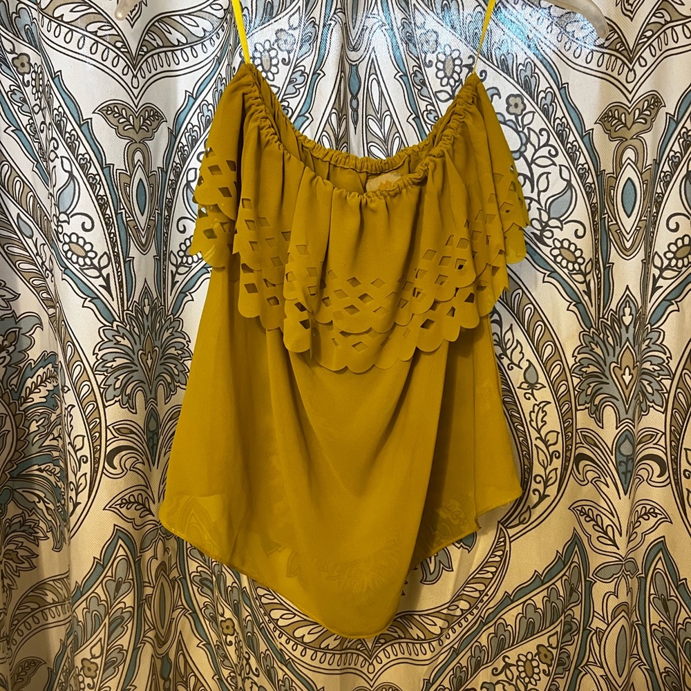 Mustard color Strapless top